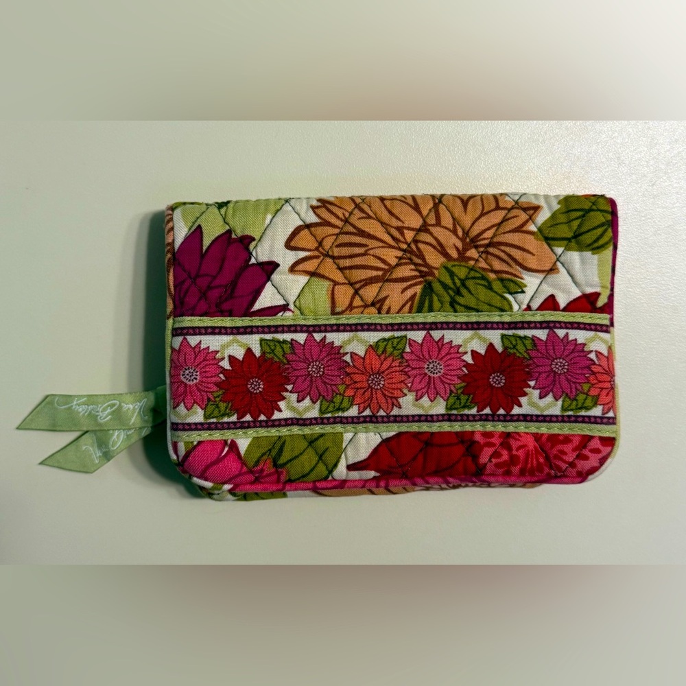 Vera Bradley Floral Quilted Wallet with Coin Pouch Cute Summer Accessory